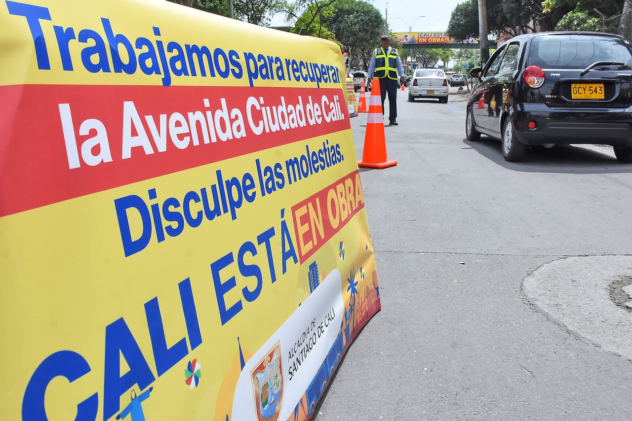 Inicio de obras viales en la avenida ciudad de Cali.
