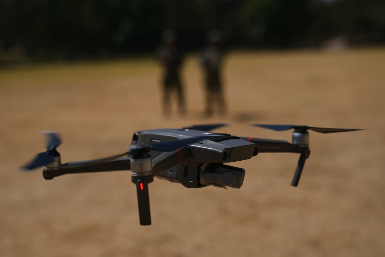Cada incursión de un dron en áreas prohibidas activará una investigación para identificar a su responsable.
