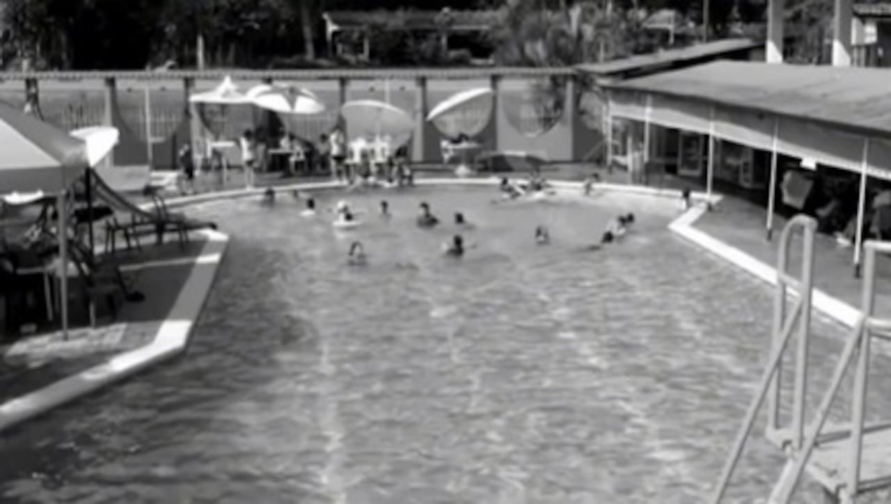Balneario Estambul se convirtió en un popular punto de encuentro para caleños que buscaban combinar piscina, música y baile en los años 70.