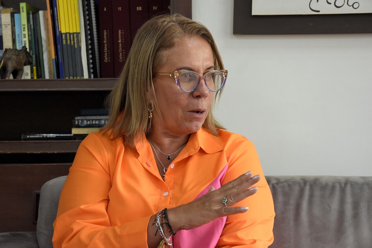 Entrevista Adriana Betancourt Gerente EMSIRVA