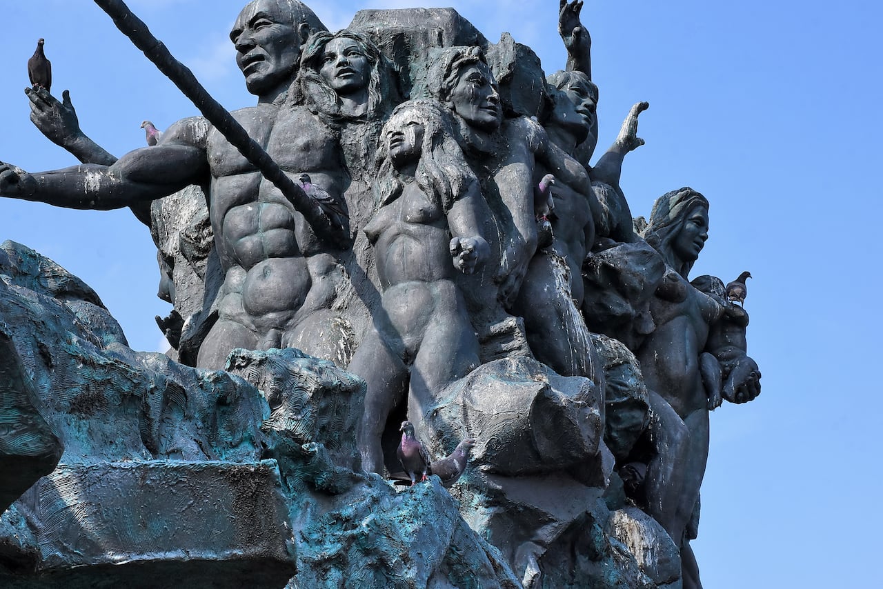 Abandono Monumento de la Solidaridad y Vía en Mal estado Calle 34 con Avenida 2 NORTE