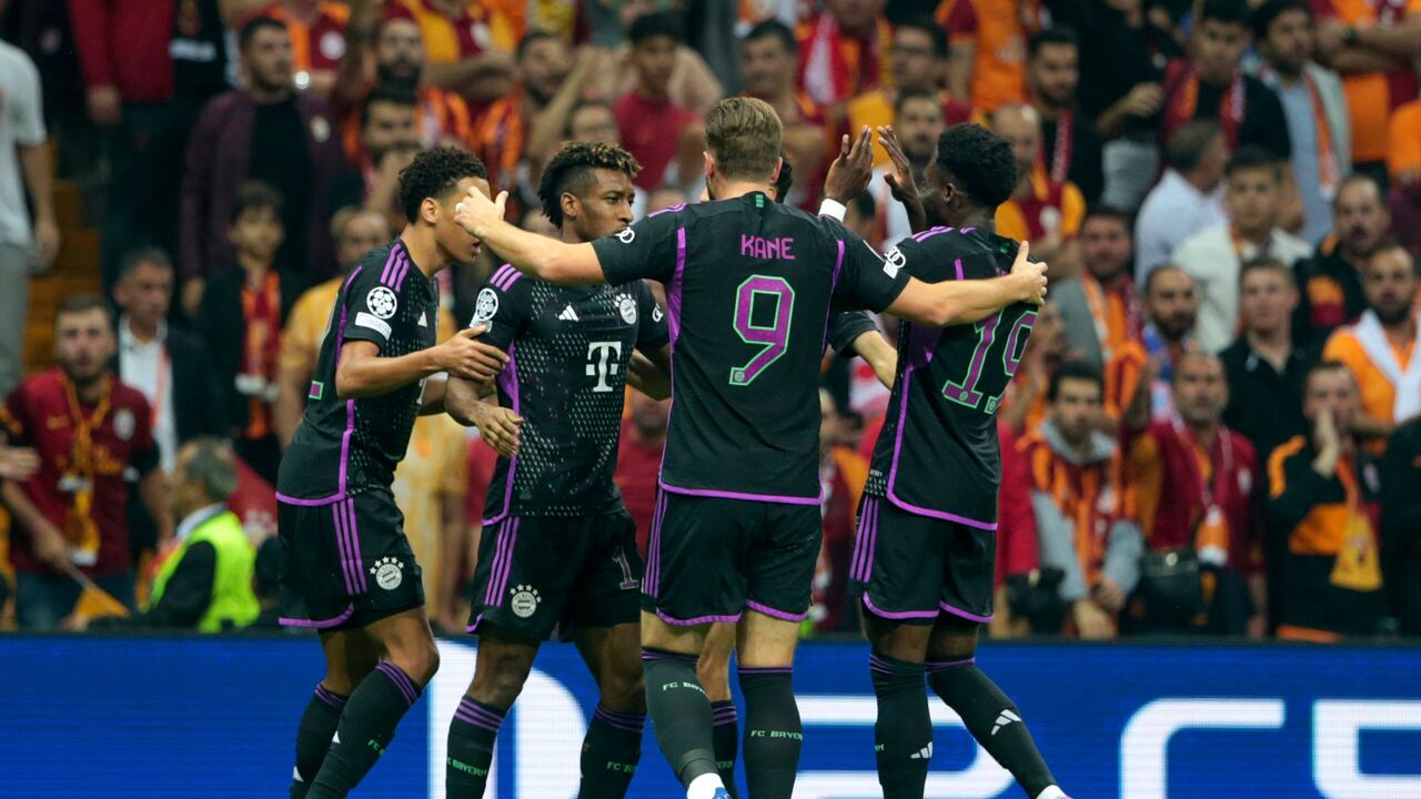 Bayern Múnich celebrando uno de los tantos que le anotó al Galatasaray.