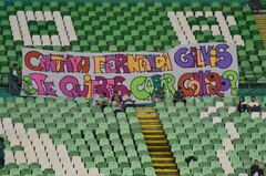 Propuesta de matrimonio en el estadio de Palmaseca.