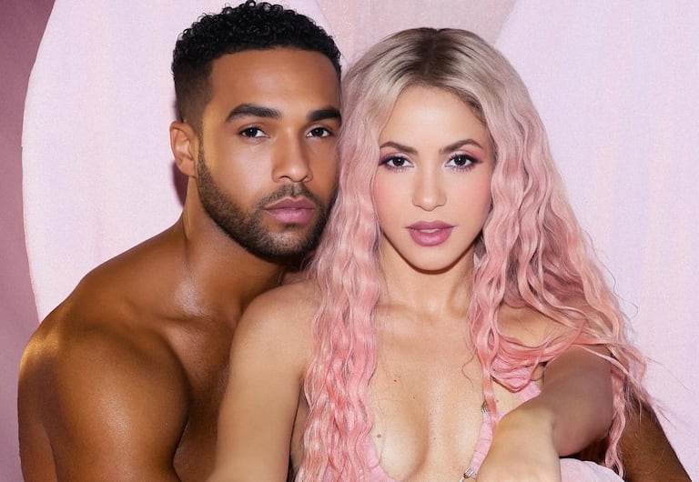 Lucien Leon Laviscount y Shakira