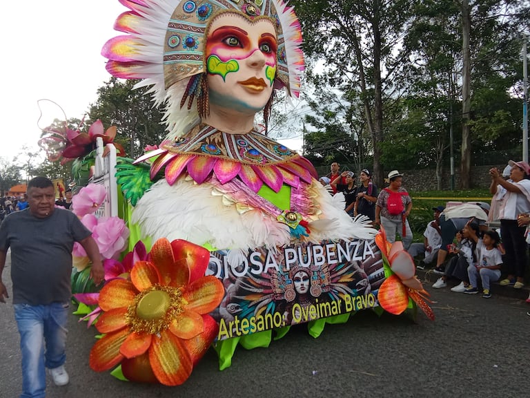 La Diosa Pubenza es un título simbólico y de belleza ligada a las Fiestas de Pubenza en Popayán, Colombia, donde se elige una reina que representa la tradición y el carisma local.