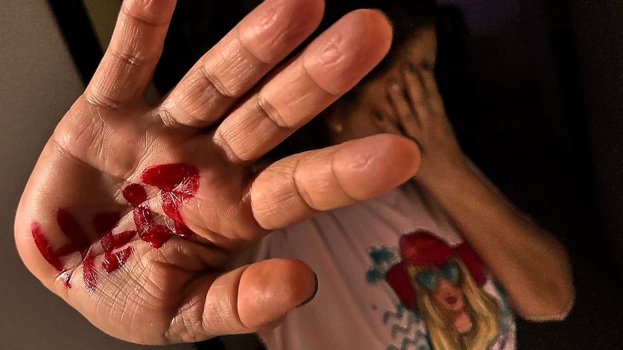 Informe sobre la trata de personas. Exclusivo, edición tabloide El País. Foto Jorge Orozco.