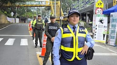 Agentes de tránsito y Policía Nacional regulan el ingreso a Cali para garantizar un regreso seguro de los viajeros.