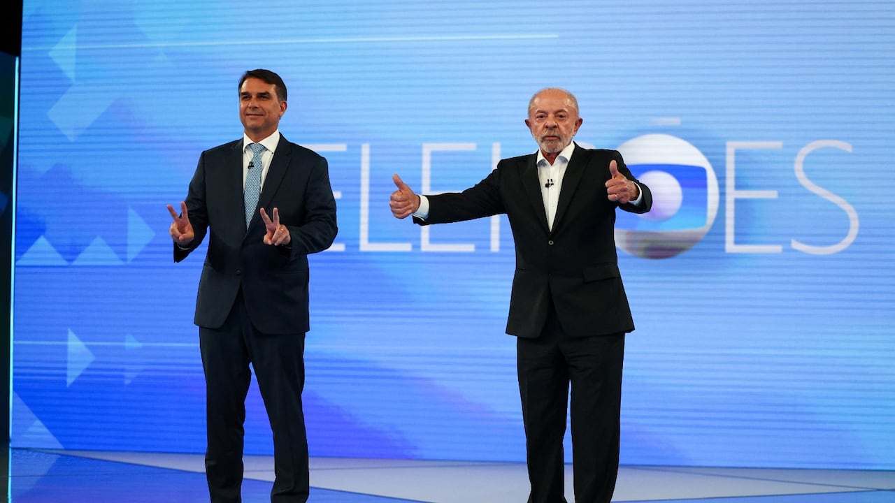 Luiz Inácio Lula da Silva y Flávio Bolsonaro cerraron sus campañas antes de la segunda vuelta presidencial en Brasil, prevista para este domingo.