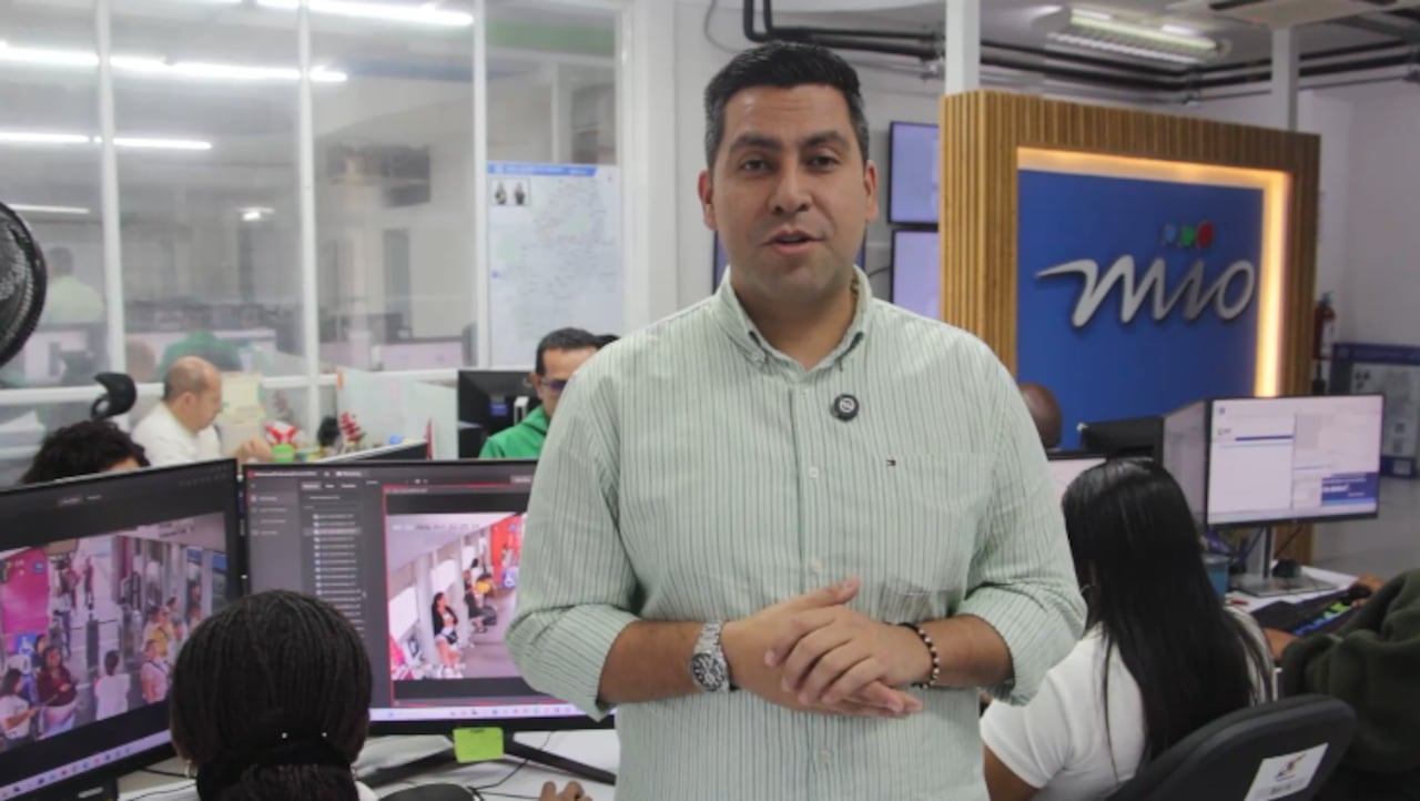 Director de Operaciones de Metrocali, Daniel Parra, explicó lo ocurrido.