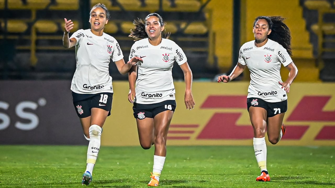 Corinthians derrotó a Colo Colo por la primera fecha del Grupo C de Copa Libertadores