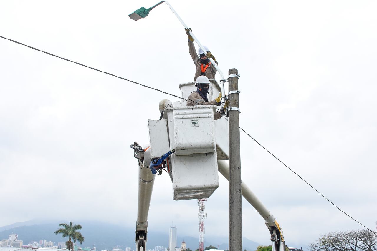 Cambio de luminarias Emcali