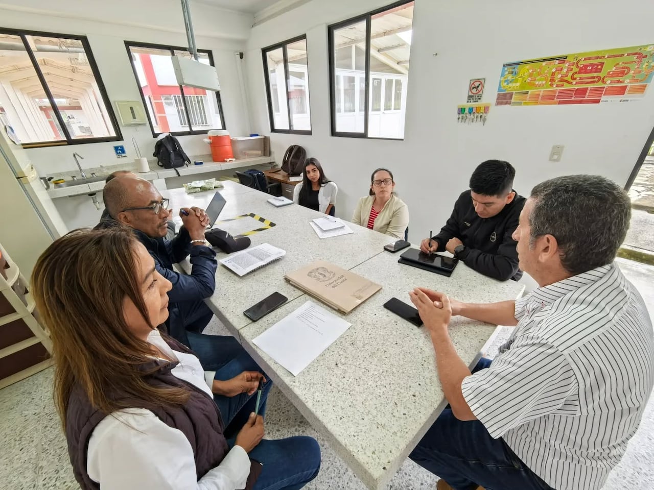 El gobernador Octavio Guzmán destacó que el fortalecimiento de la planta procesadora permitirá ampliar la cobertura del programa Panes en el Cauca.