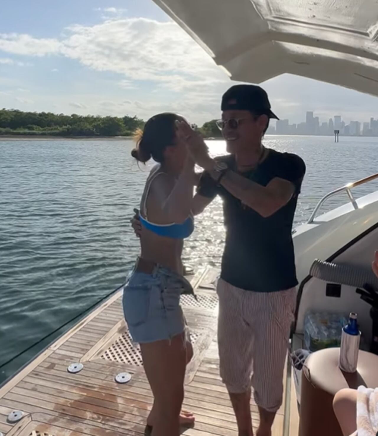 Greeicy Rendón y Marc Anthony baiolaron salsa y el video se viralizó en las redes sociales.