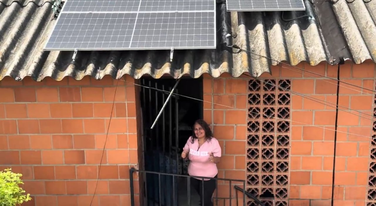 Hogares de sectores priorizados cuentan con paneles solares que fortalecen la eficiencia energética y contribuyen a la continuidad del servicio impulsado por Emcali.