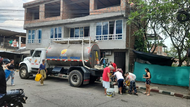 Emcali manifestó que debido a esta situación, la visita de carrotanques para el abastecimiento del sector ha sido frecuente.