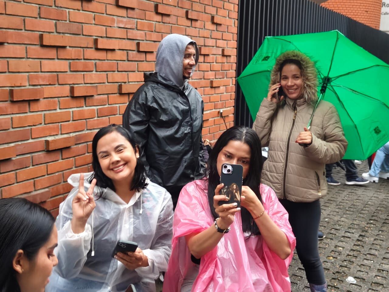 Largas filas desde la madrugada en el Pascual Guerrero para el concierto de Shakira