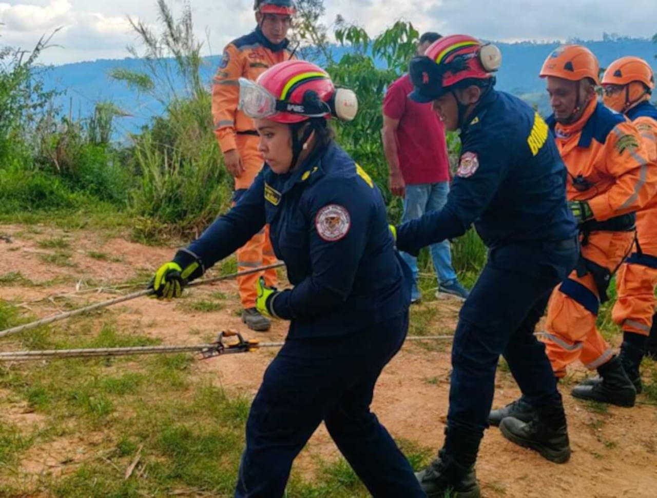 Camioneta cayó a abismo en el Cañón del Chicamocha