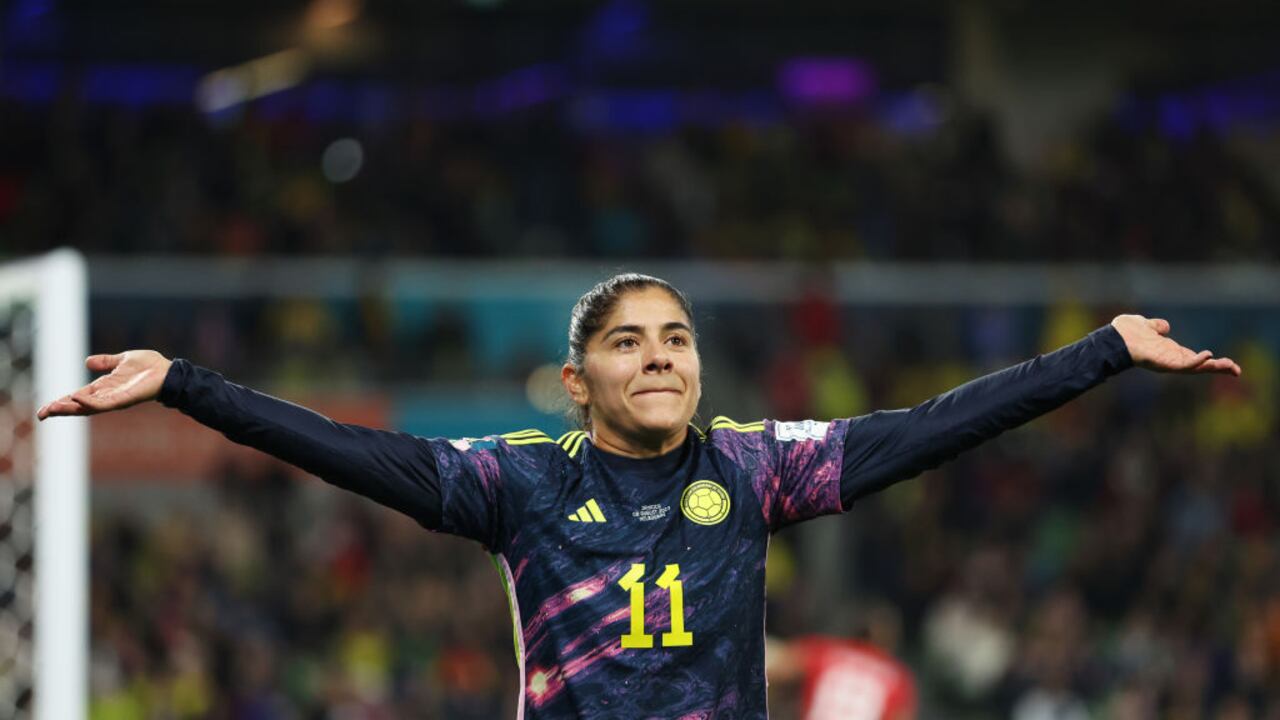 MELBOURNE, AUSTRALIA - AUGUST 08: Catalina Usme of Colombia applauds fans after substituted during the FIFA Women's World Cup Australia & New Zealand 2023 Round of 16 match between Colombia and Jamaica at Melbourne Rectangular Stadium on August 08, 2023 in Melbourne, Australia. (Photo by Robert Cianflone/Getty Images)
