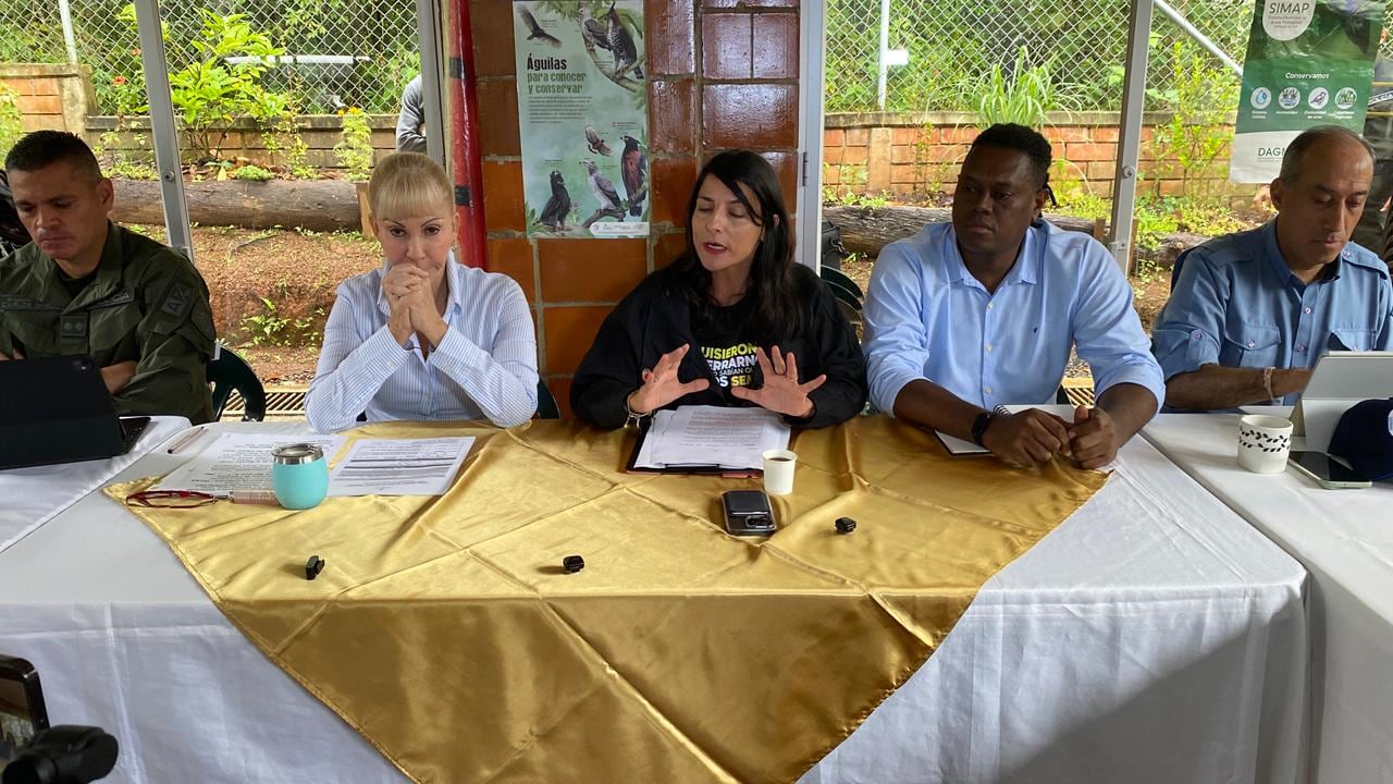 Alcaldía, Gobernación y MinAmbiente coordinan nuevo plan de acción para contrarrestar la minería ilegal en los Farallones