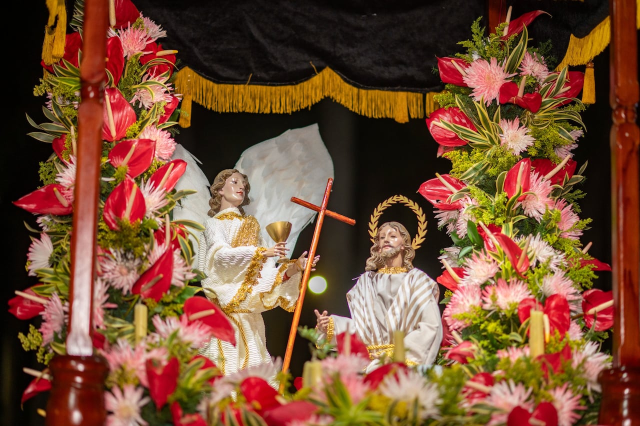 Procesiones infantiles durante la Semana Santa en El Cerrito, Valle.