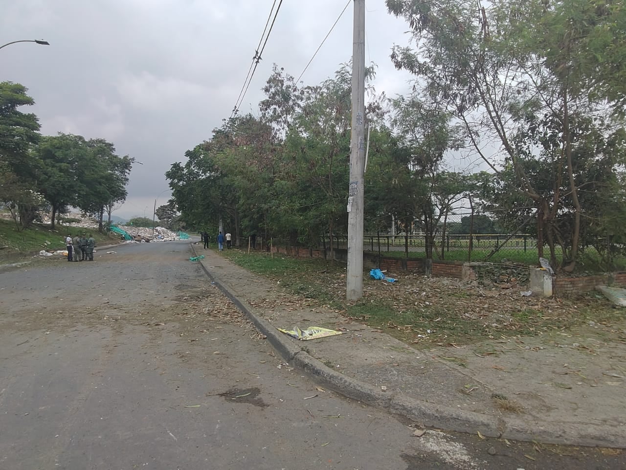 El atentado contra la patrulla policial generó múltiples reacciones de condena, en medio del inicio de las celebraciones navideñas en la ciudad.