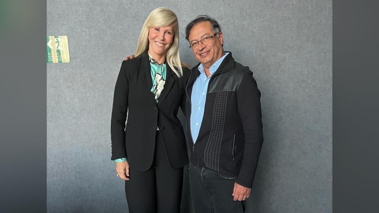 Dilian Francisca Toro y Gustavo Petro, reunión en Bogotá. 19/07/2022.