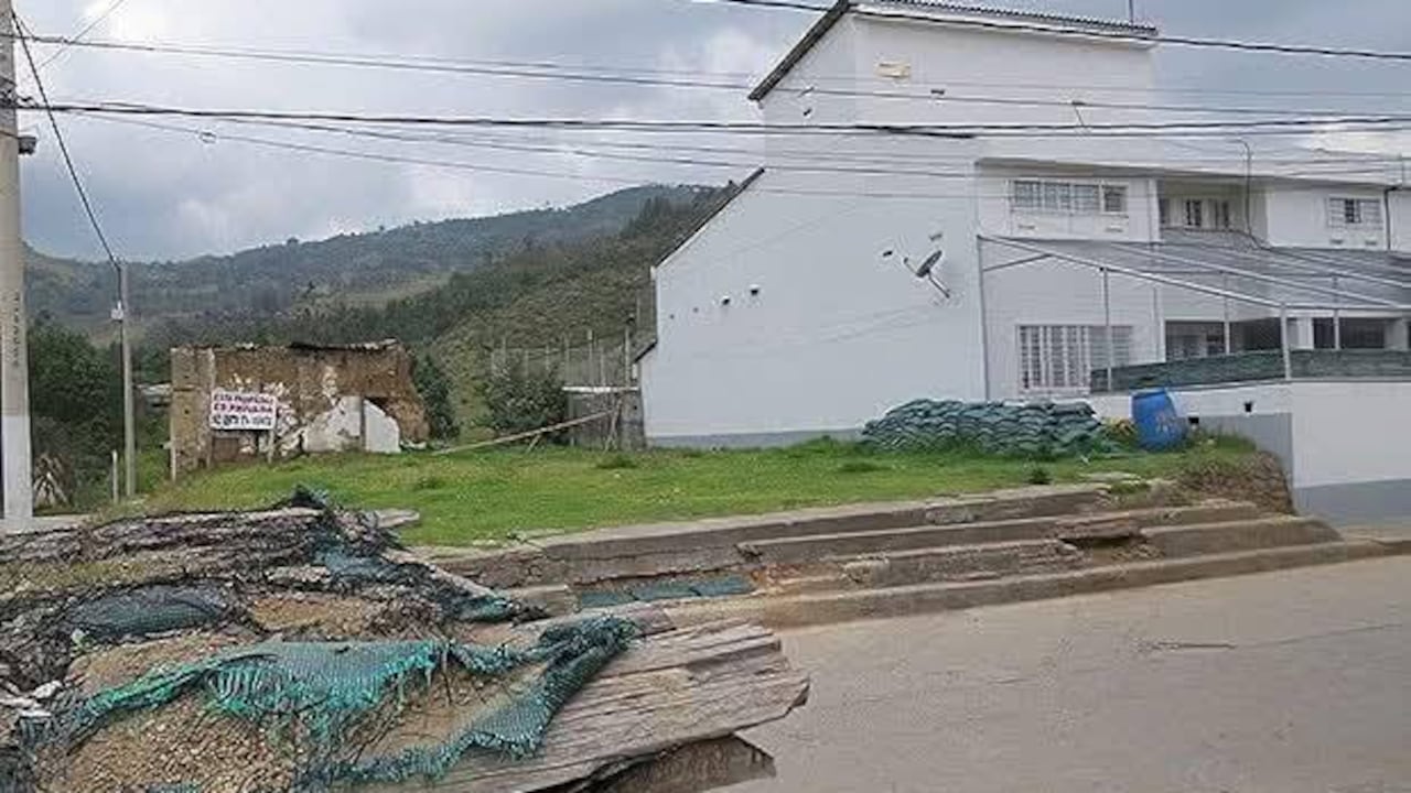 El hallazgo del cadáver del uniformado Andrés Devia Corrales se registró en la mañana de este lunes 17 de marzo, confirmaron integrantes del Departamento de Policía Cauca.