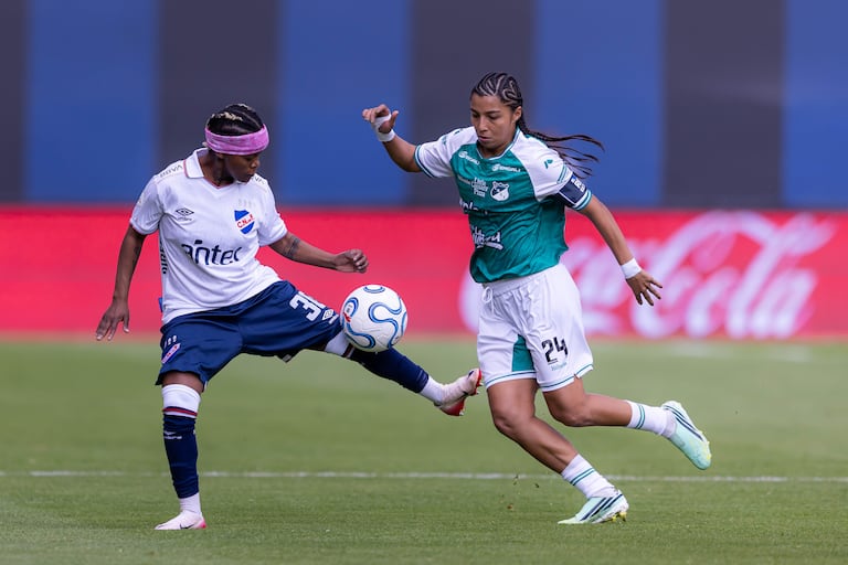 Momento del partido entre Deportivo Cali y Nacional de Uruguay, por la Copa Libertadores Femenina 2026.