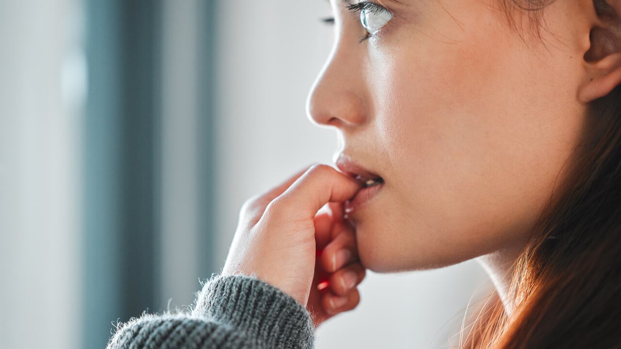 Onicofagia el mal habito de cientos de personas que sufren episodios de estrés