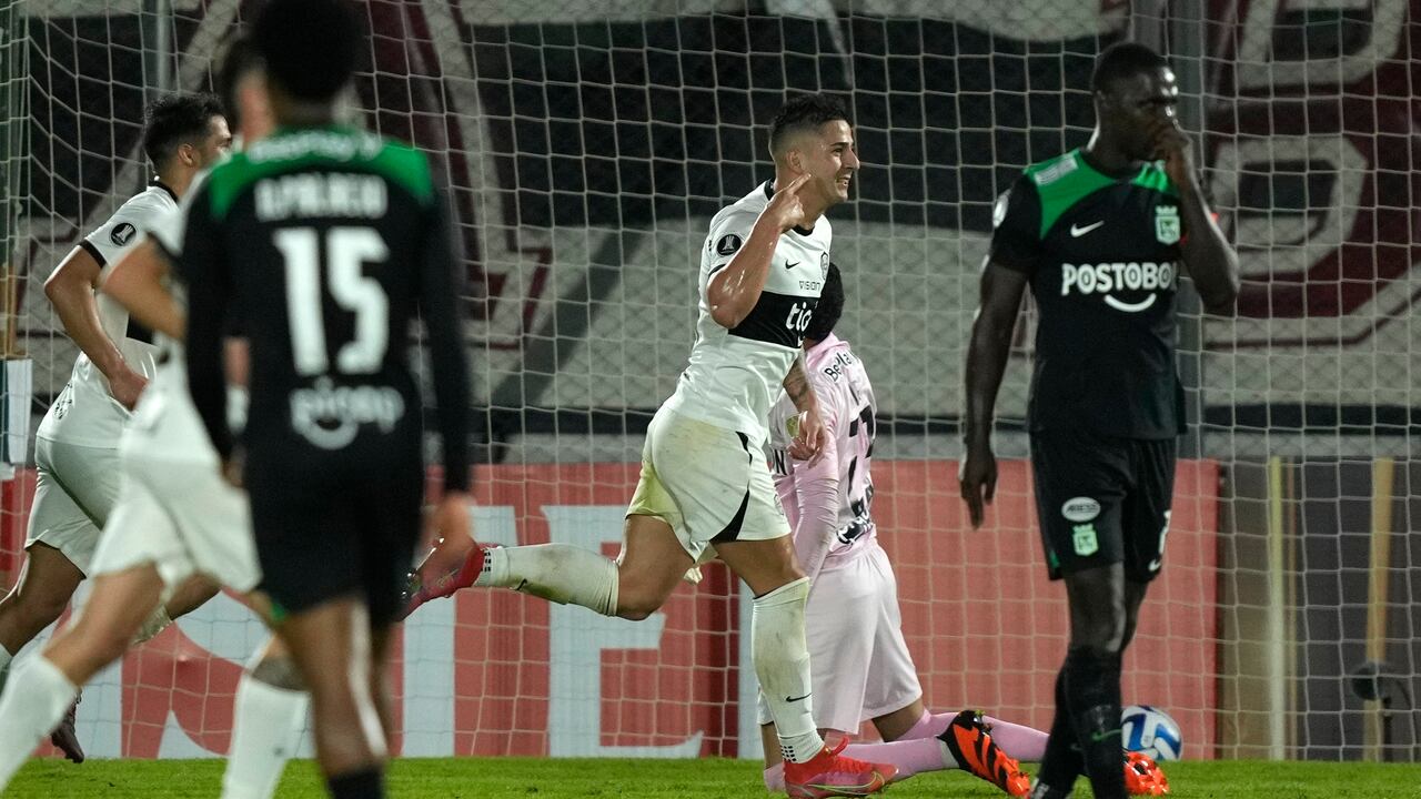 Imagen del partido entre Olimpia y Atlético Nacional por la fecha 5 de la Fase de Grupos de la Copa Libertadores 2023.