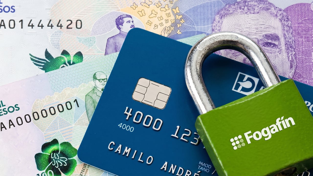 El Seguro de Depósitos, administrado por Fogafín, funciona como un mecanismo automático y gratuito que protege el dinero que los colombianos tienen en sus productos de ahorro cotidianos.