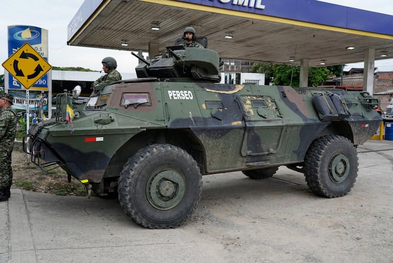 Con un pelotón blindado del Ejército Nacional, se realizan patrullas permanentes en esta región del suroccidente del país. Además, aeronaves no tripuladas de la Fuerza Aeroespacial Colombiana realizan sobrevuelos en principales ejes viales.