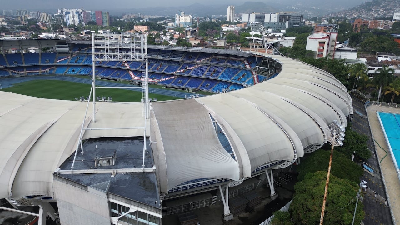 Panorámica del Estadio Olímpico Pascual Guerrero tras la inspección técnica que confirmó que su estructura principal no sufrió daños por el sismo del 10 de agosto.