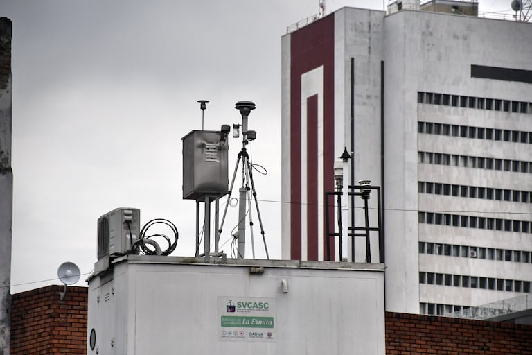 Cali: Equipos encargados de medir la calidad de aire de la ciudad no se encuentran habilitados en su totalidad. Foto José L Guzmán. EL País