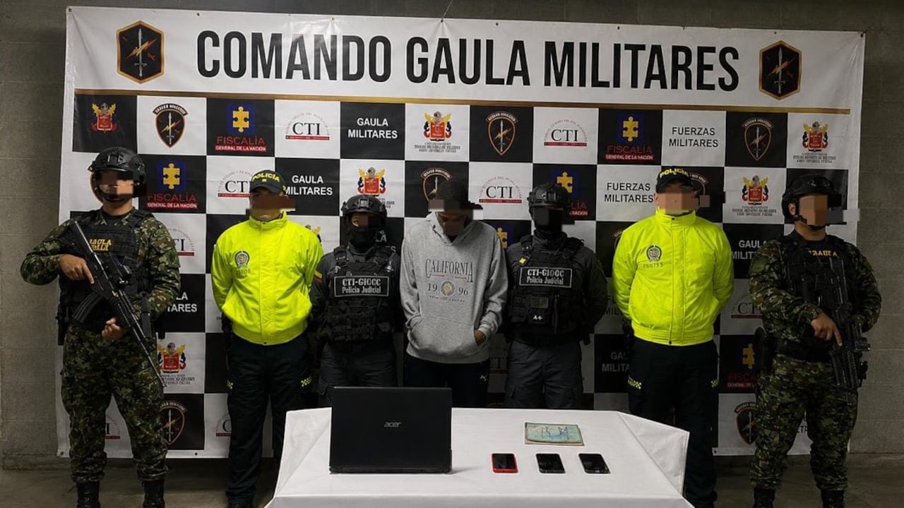 Alias ‘Piquiña’ fue capturado en Cali durante un operativo conjunto de las autoridades. Según las investigaciones, estaría vinculado a actividades de extorsión, inteligencia criminal y acciones armadas en el Valle del Cauca.