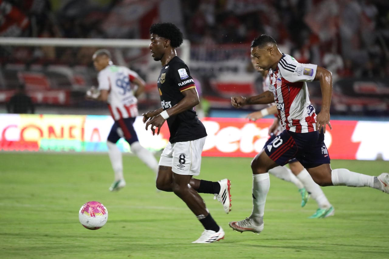 Junior de Barranquilla vs, Internacional de Bogotá