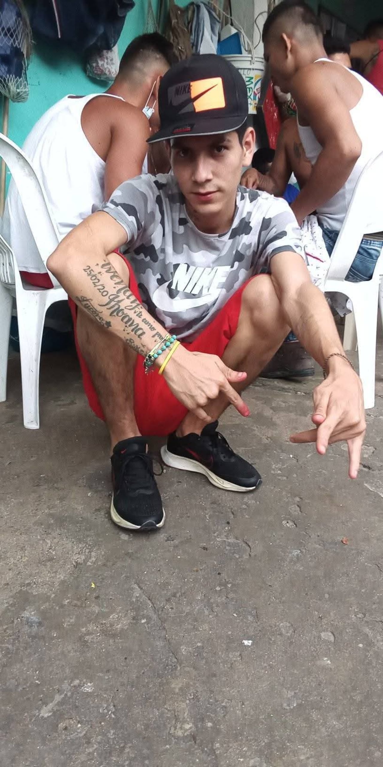 El mismo día de los hechos, Yesid Rojas se presentó por voluntad propia ante la Policía. Aunque las autoridades recopilaron su información, tuvieron que dejarlo en libertad porque aún no se había emitido una orden de detención, hasta que el pasado domingo una fiscal de la Unidad de Vida (Seccional Huila) lo presentó ante un juez de control de garantías y lo acusó formalmente de tentativa de feminicidio agravado.