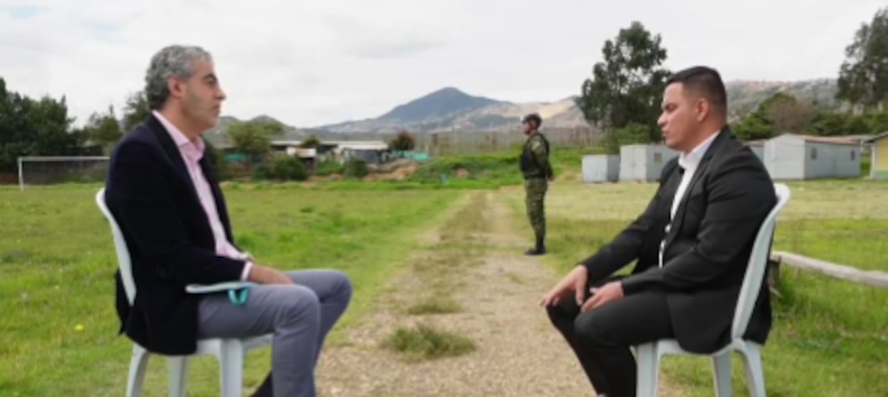 Desde su centro de reclusión, Sneyder Pinilla, quien fuera el subdirector para el Manejo del Riesgo de Desastres de la UNGRD, rompió el silencio en una entrevista exclusiva para Noticias Caracol.