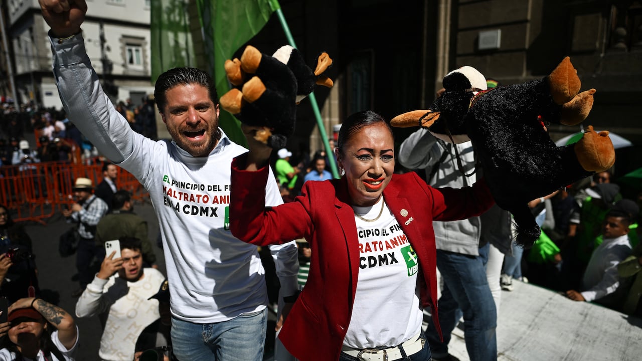 Congreso prohíbe corridas con muerte del toro