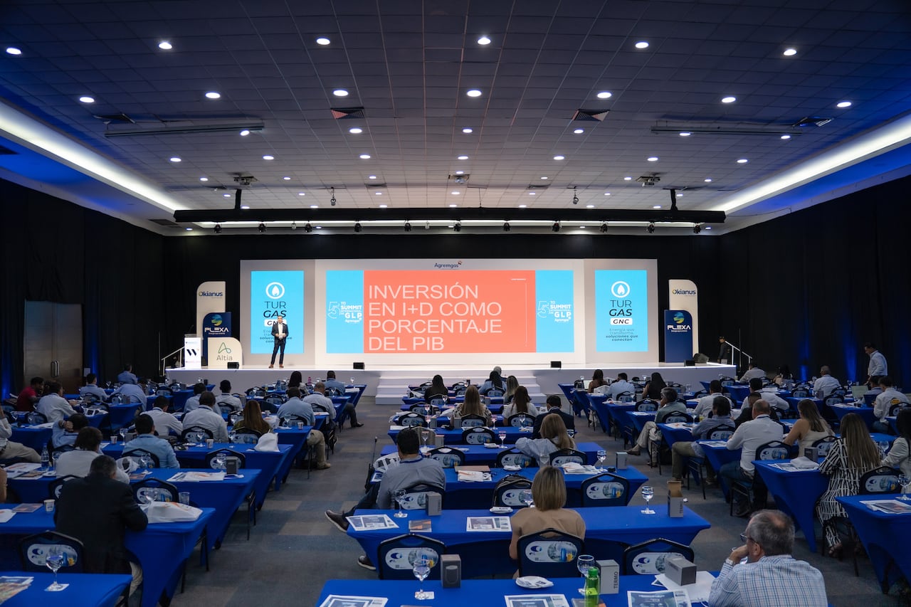 La Asociación Gremial Colombiana de Comercializadores de Gas (AGREMGAS) realizó en Cali el 5.º Summit Internacional de GLP