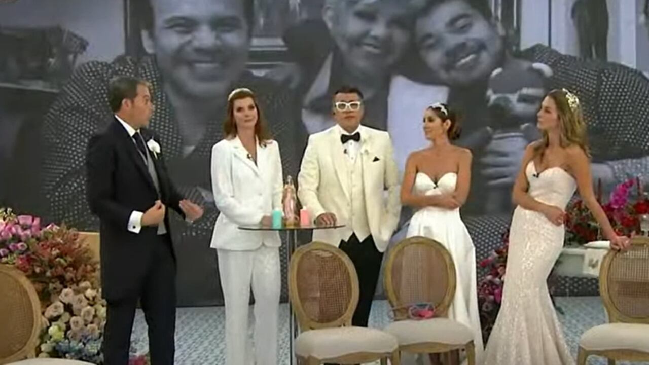 Los presentadores se mostraron tristes por lo ocurrido.