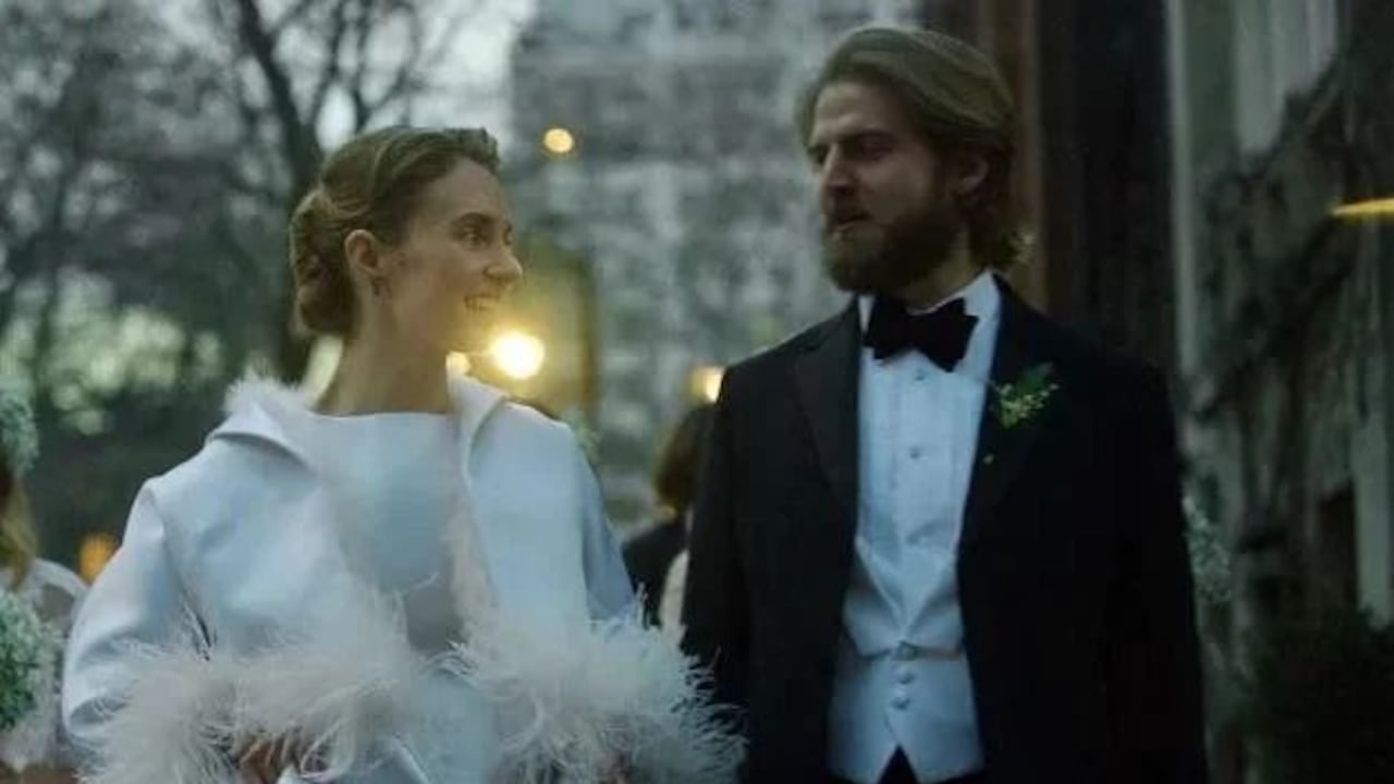 Maya Hawke y Christian Lee Hudson se casaron en San Valentín.