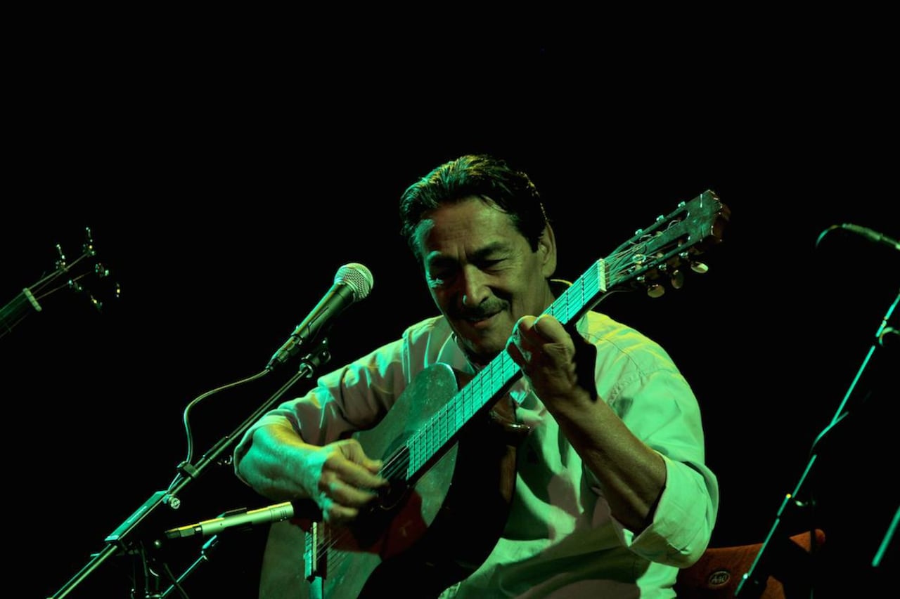 Jairo Ojeda durante un concierto inolvidable en el Teatro Colón.