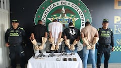 Según la Policía Metropolitana de Cali, los capturados cuentan con anotaciones por hurto, tráfico de estupefacientes y porte ilegal de armas