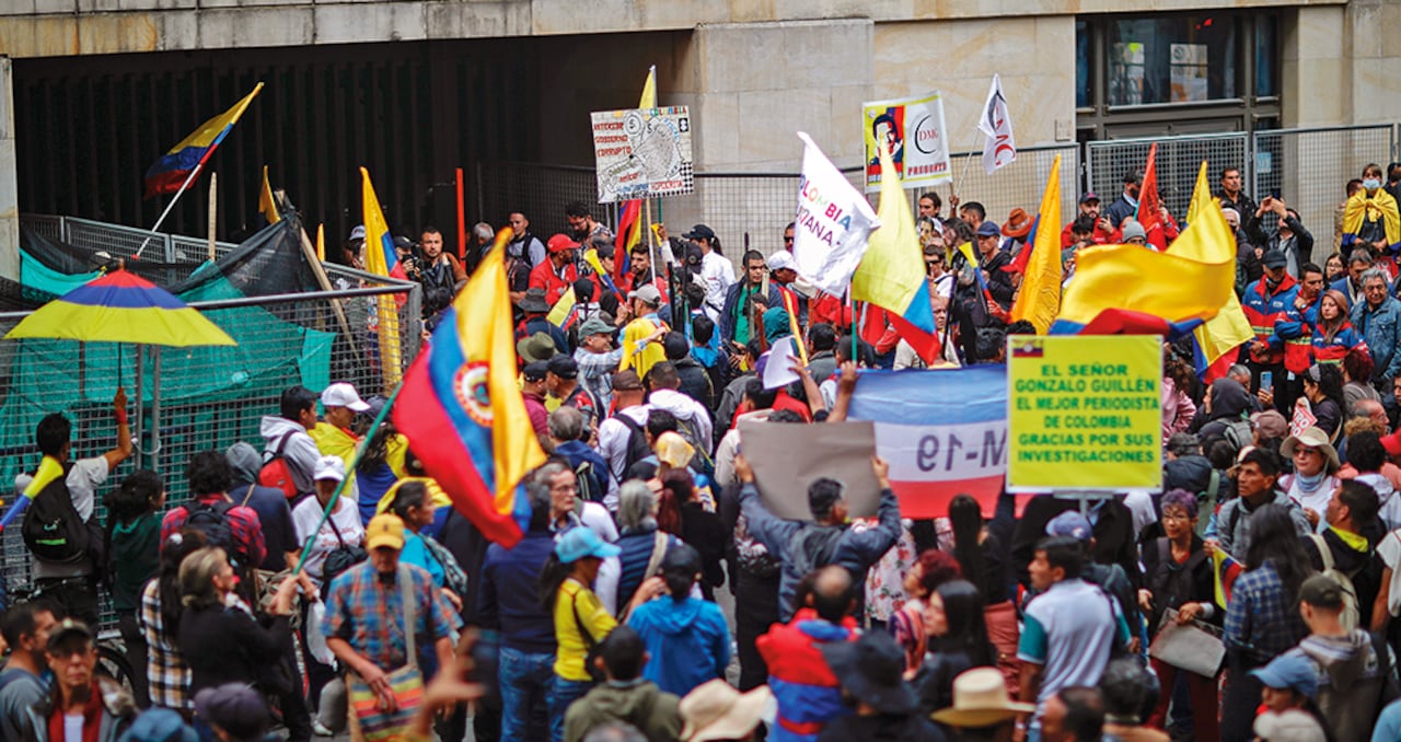 El propio presidente Gustavo Petro fue quien convocó a las movilizaciones afuera del Palacio de Justicia para presionar la elección de la nueva fiscal.