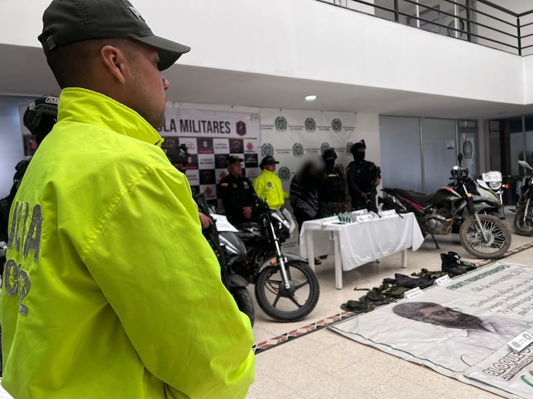 El procedimiento permitió la captura en flagrancia de un presunto integrante de la estructura Franco Benavides, señalado de participar en actividades delictivas sobre la vía Panamericana.