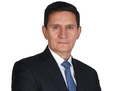 Hugo Casas Velásquez, es un oficial retirado de la Policía Nacional con más de treinta años de servicio y un profundo conocimiento de la realidad del suroccidente colombiano.
