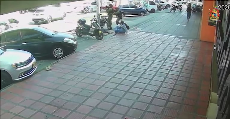 Cámaras de seguridad captaron el momento en que se desató la balacera.