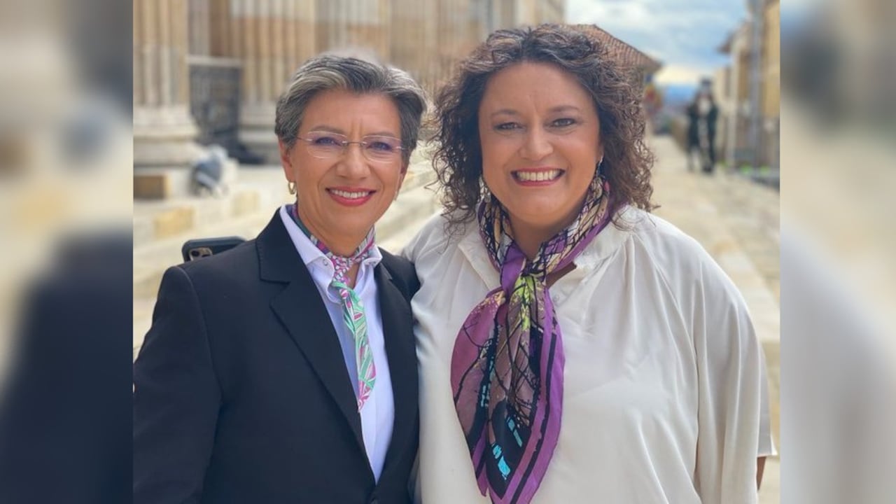 Claudia López acompañó a Angélica Lozano al Congreso.