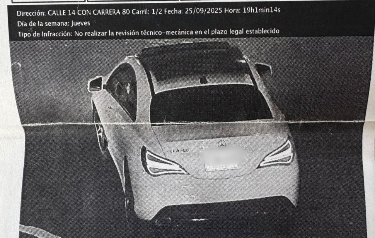 La multa habría sido impuesta de manera presencial en Cali, aunque la denunciante sostiene que su vehículo no se encontraba en esa ciudad.